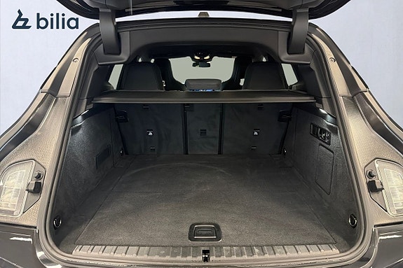 BMW iX 10 of 18