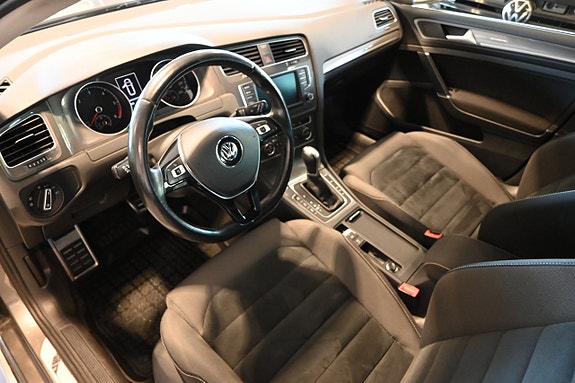 Volkswagen Golf Alltrack 7 of 30