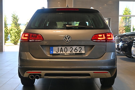 Volkswagen Golf Alltrack 4 of 30