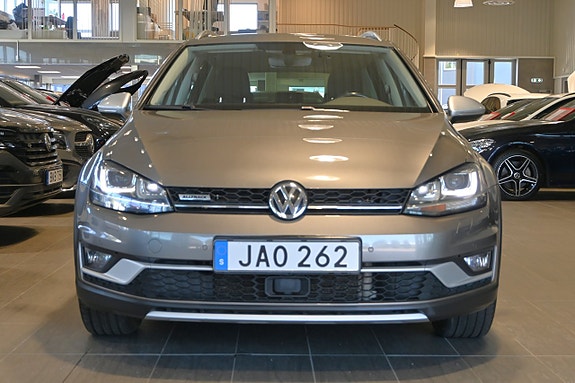 Volkswagen Golf Alltrack 5 of 30
