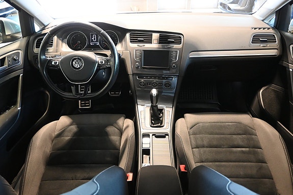 Volkswagen Golf Alltrack 9 of 30