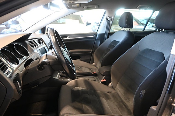 Volkswagen Golf Alltrack 8 of 30