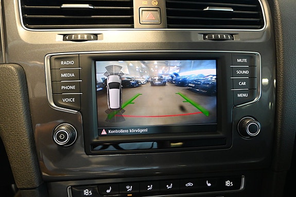 Volkswagen Golf Alltrack 19 of 30
