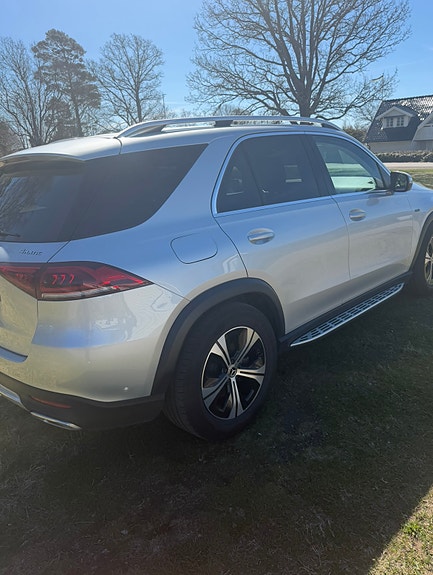 Mercedes-Benz GLE350 de 2 of 4