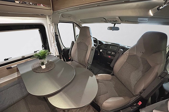 Adria Twin 600 SP SUPREME 150hk AUTOMAT # ALDE # Solcell Cykelställ 7 of 30