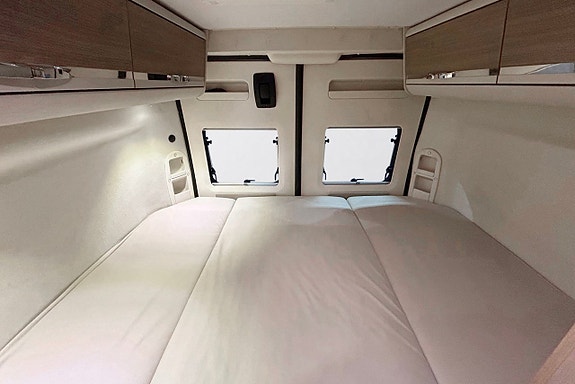 Adria Twin 600 SP SUPREME 150hk AUTOMAT # ALDE # Solcell Cykelställ 17 of 30