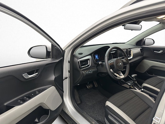 Kia Stonic 8 of 23