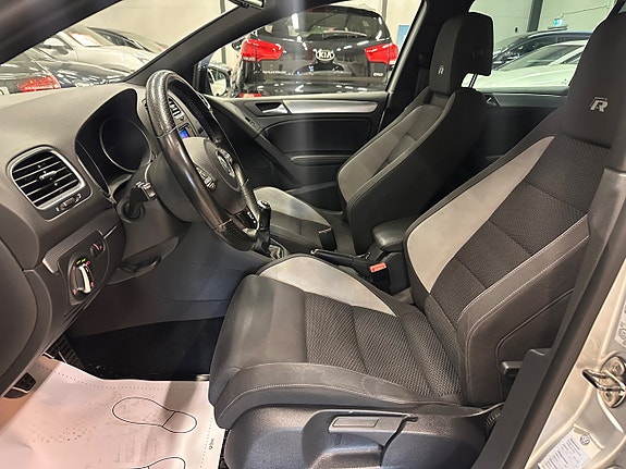 Volkswagen Golf I 24 of 27