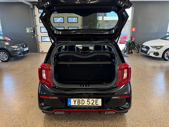 Kia Picanto 21 of 21