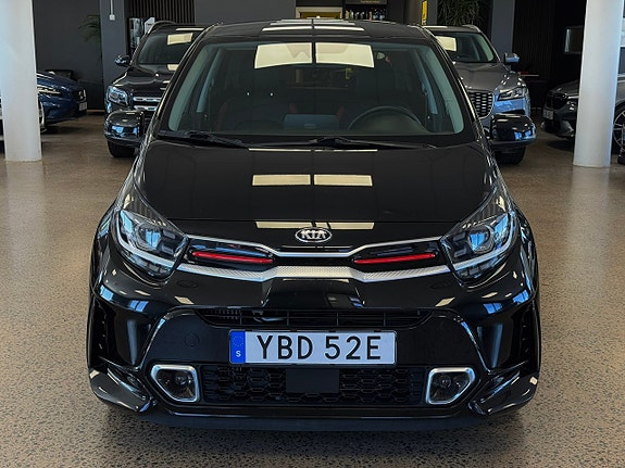 Kia Picanto 2 of 21