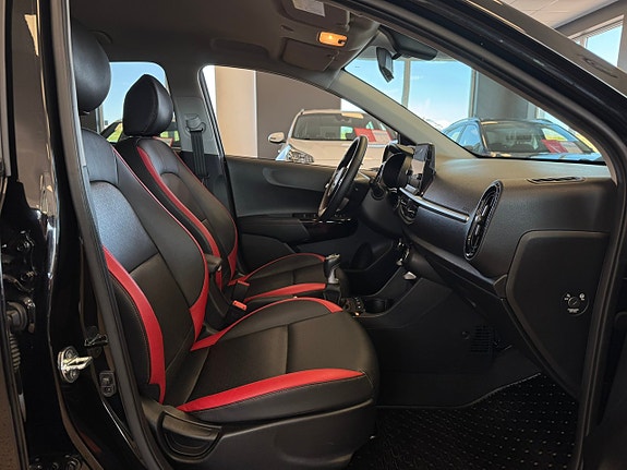Kia Picanto 18 of 21