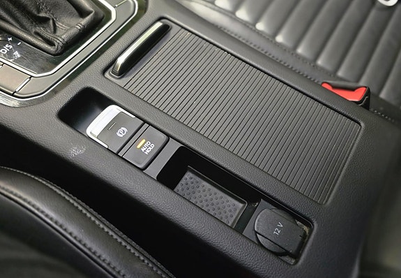 Volkswagen Passat Alltrack 15 of 30