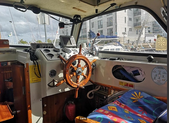 Finnsailer 35 till salu 4 of 9