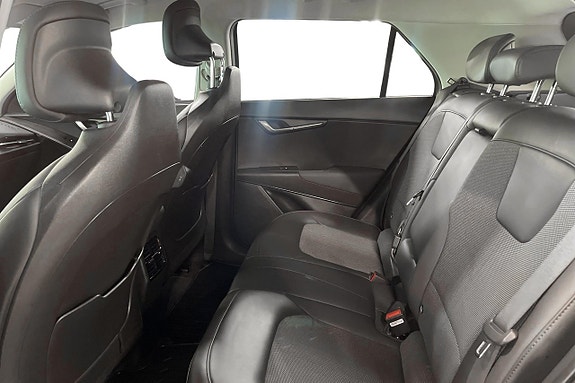 Kia Niro 11 of 23