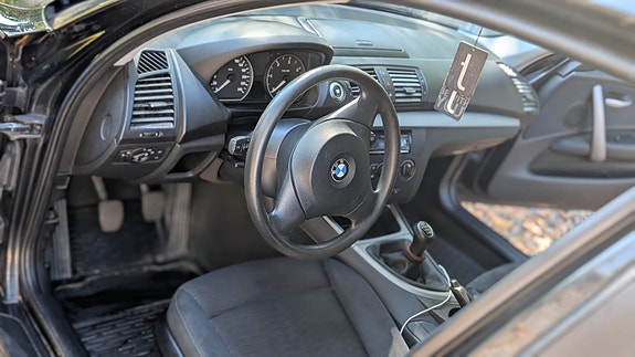 BMW 118d 5 of 5