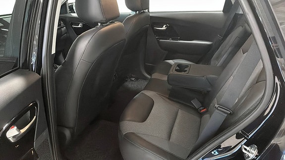 Kia e-Niro 9 of 12