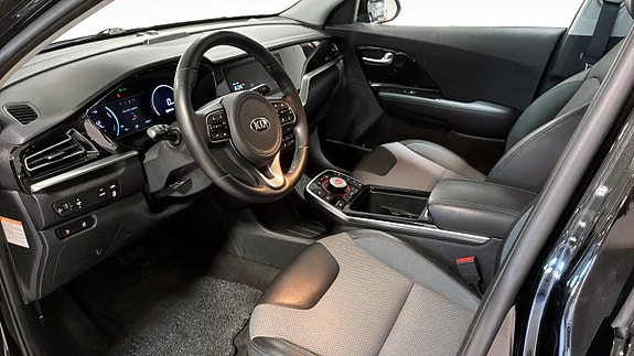 Kia e-Niro 8 of 12