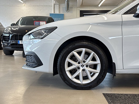 Seat Leon 17 of 26
