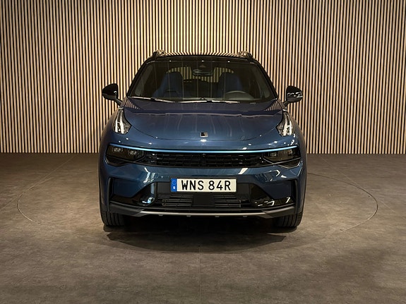 Lynk & Co 01 9 of 26