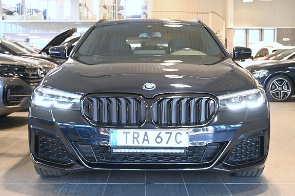 BMW 530e 5 of 25