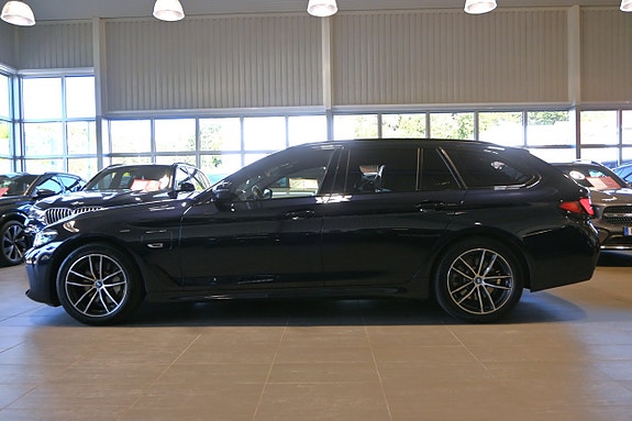 BMW 530e 2 of 25
