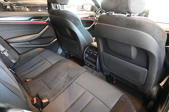 BMW 530e 14 of 25