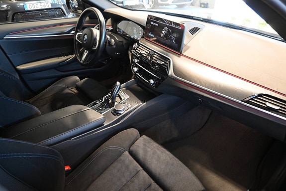 BMW 530e 11 of 25