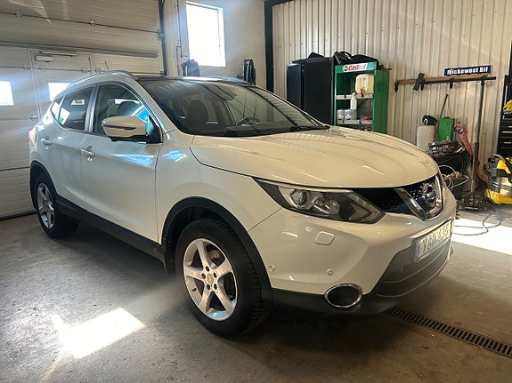 Nissan Qashqai 2 of 9