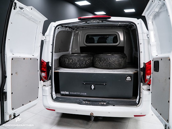 Mercedes-Benz Vito 119 13 of 30