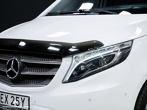 Mercedes-Benz Vito 119 2 of 30