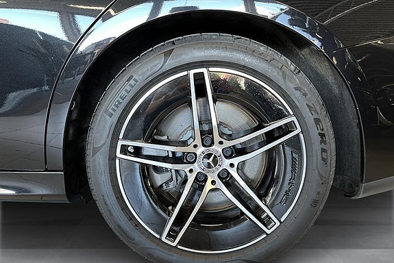 Mercedes-Benz E300 de 22 of 22