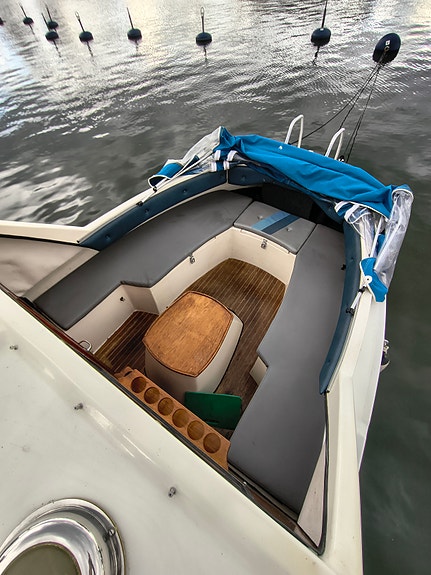 Bella 700  Välvårdad, rymlig familjesnipa med Yanmar diesel +  kraftig trailer 5 of 13