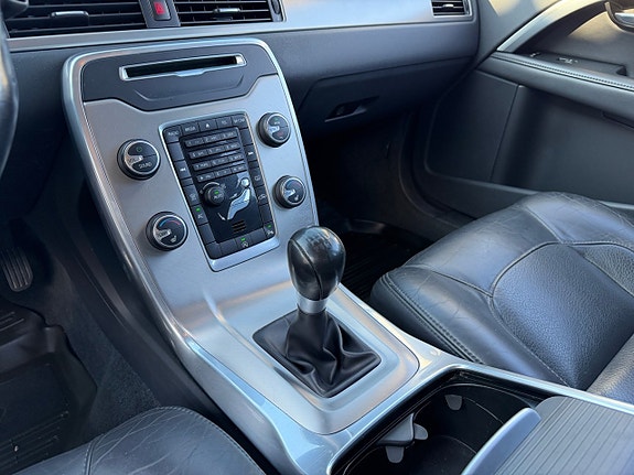 Volvo V70 13 of 15