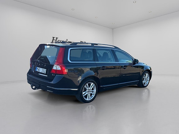 Volvo V70 6 of 15
