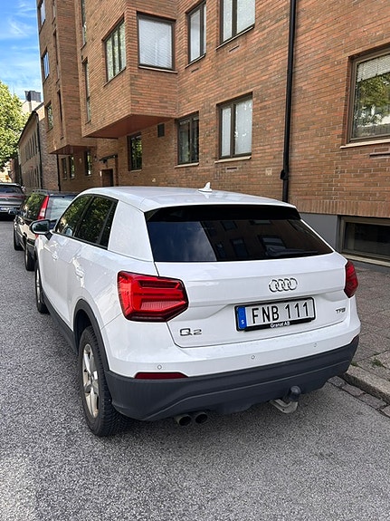 Audi Q2 7 of 8