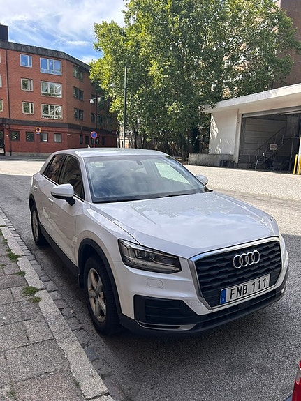 Audi Q2 2 of 8