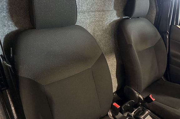 Nissan e-NV200 10 of 16