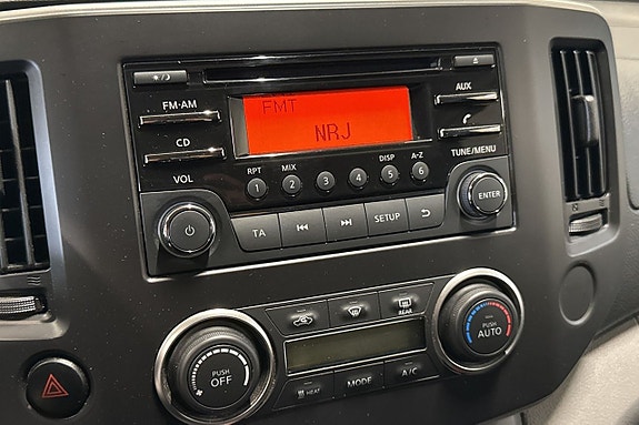 Nissan e-NV200 15 of 16