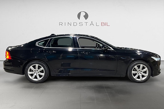 Volvo S90 8 of 17
