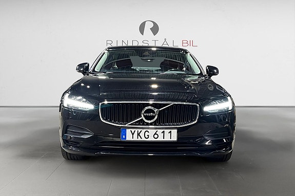Volvo S90 10 of 17