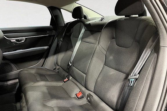 Volvo S90 14 of 17