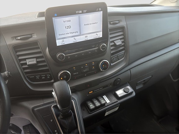 Ford Transit 10 of 12