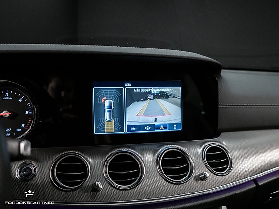 Mercedes-Benz E220 24 of 30