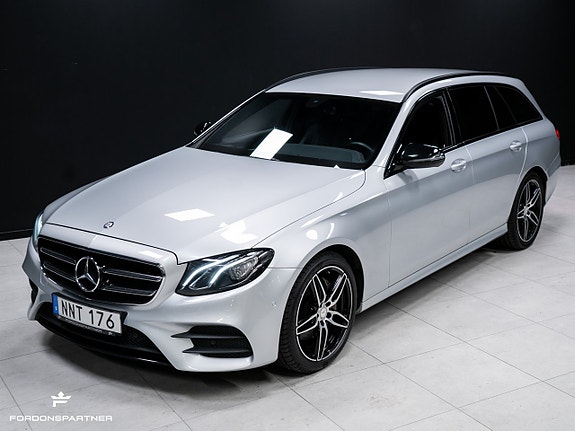 Mercedes-Benz E220 4 of 30
