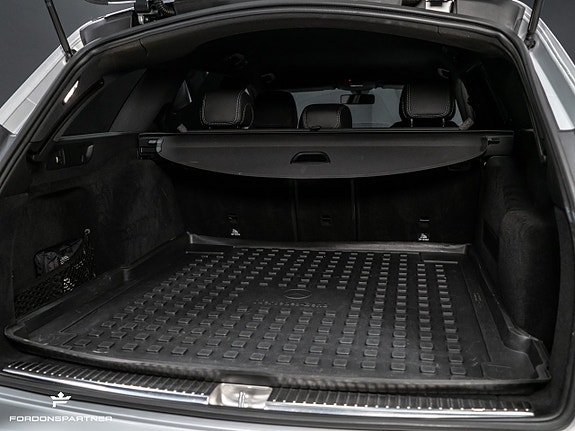 Mercedes-Benz E220 12 of 30
