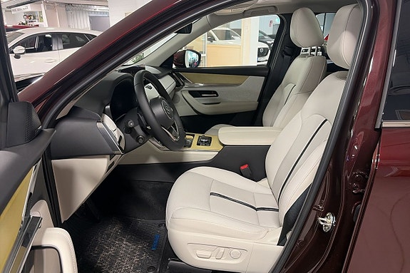 Mazda CX-80 8 of 9