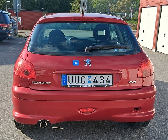 Peugeot 206 4 of 7