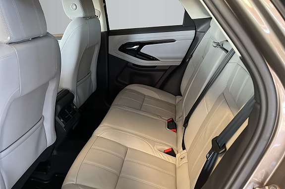 Land Rover Range Rover Evoque 11 of 17