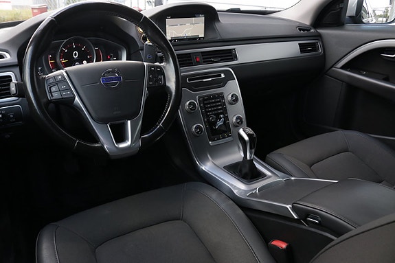 Volvo XC70 7 of 28