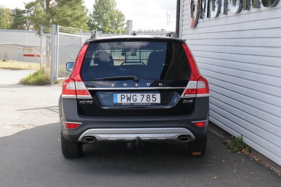 Volvo XC70 16 of 28